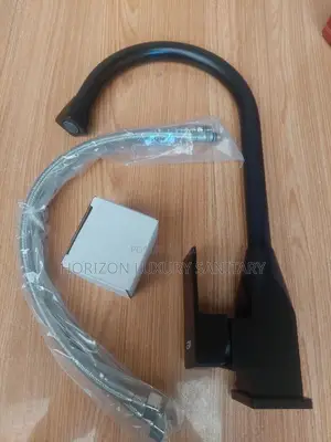 Aluminium Kitchen Sink Faucet Hot and Cold Water Mixer