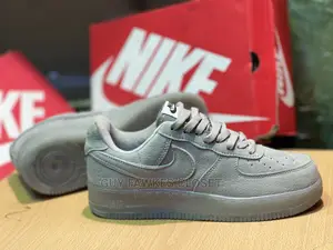 Nike Air Force 1suede Gray