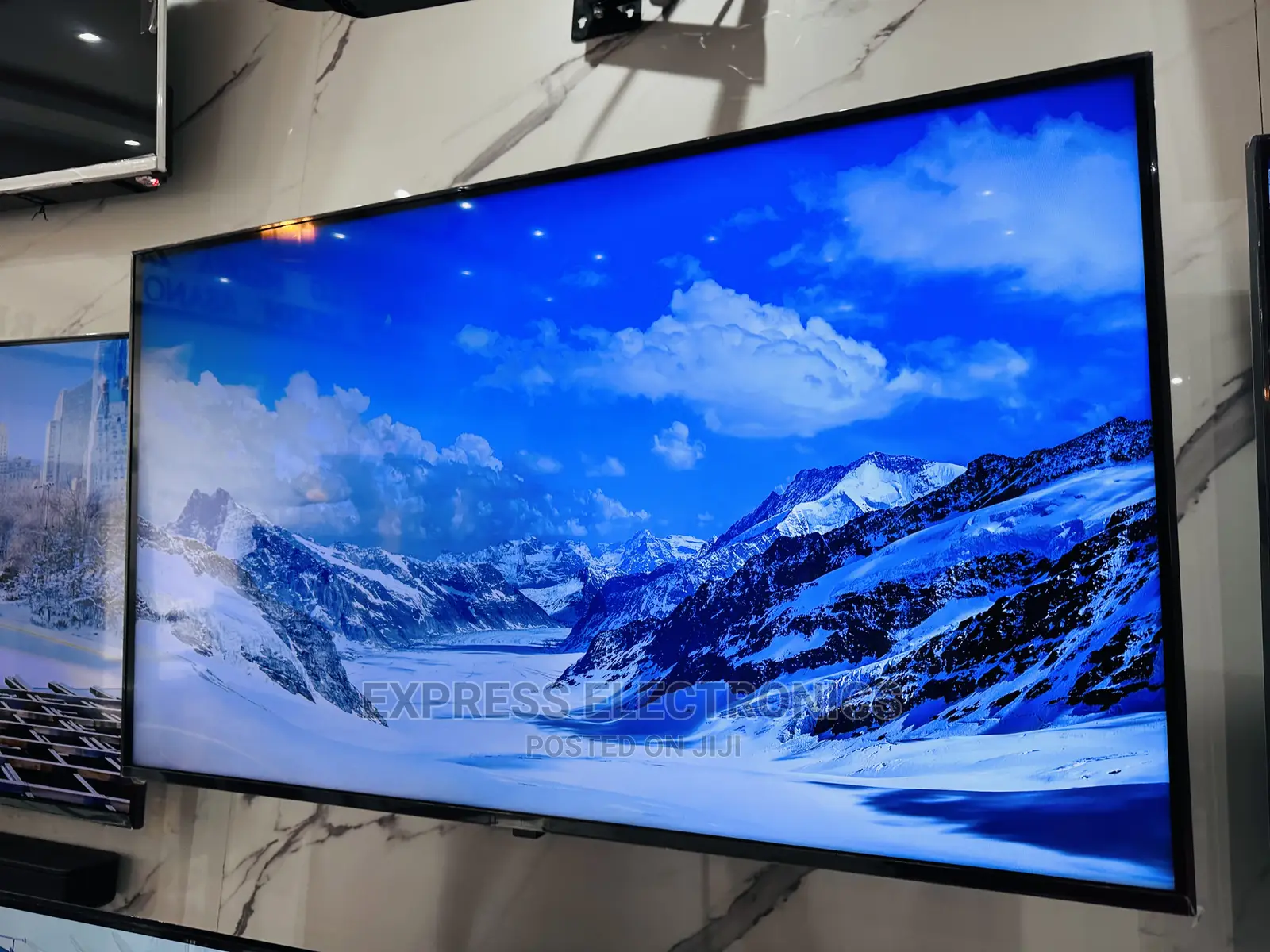 Better Sound Quality UHD Glossy Smart 55”Au7022 Samsung