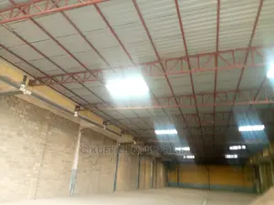 1200 SQM Warehouse at Accra Central for Rent