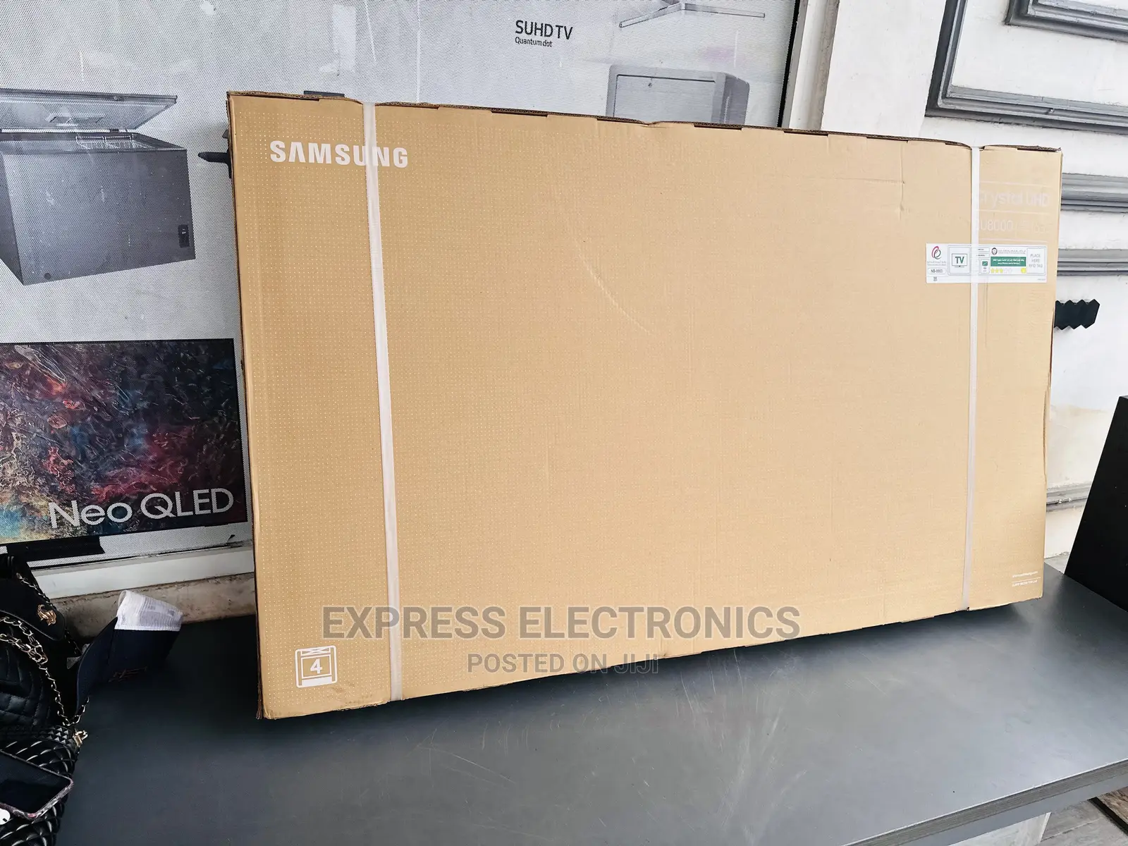 Unlimited Entertainment Samsung UHD Smart 65”Au7092