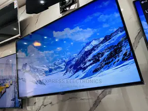 Quality Sleek Samsung Uhd Smart Ua55”Au7000 Tv