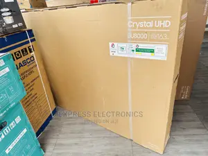 Quad Core Processor Samsung UHD Ua65”Smart Series 8
