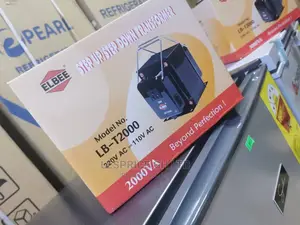 Elbee Quality Step Up/ Down 2000VA