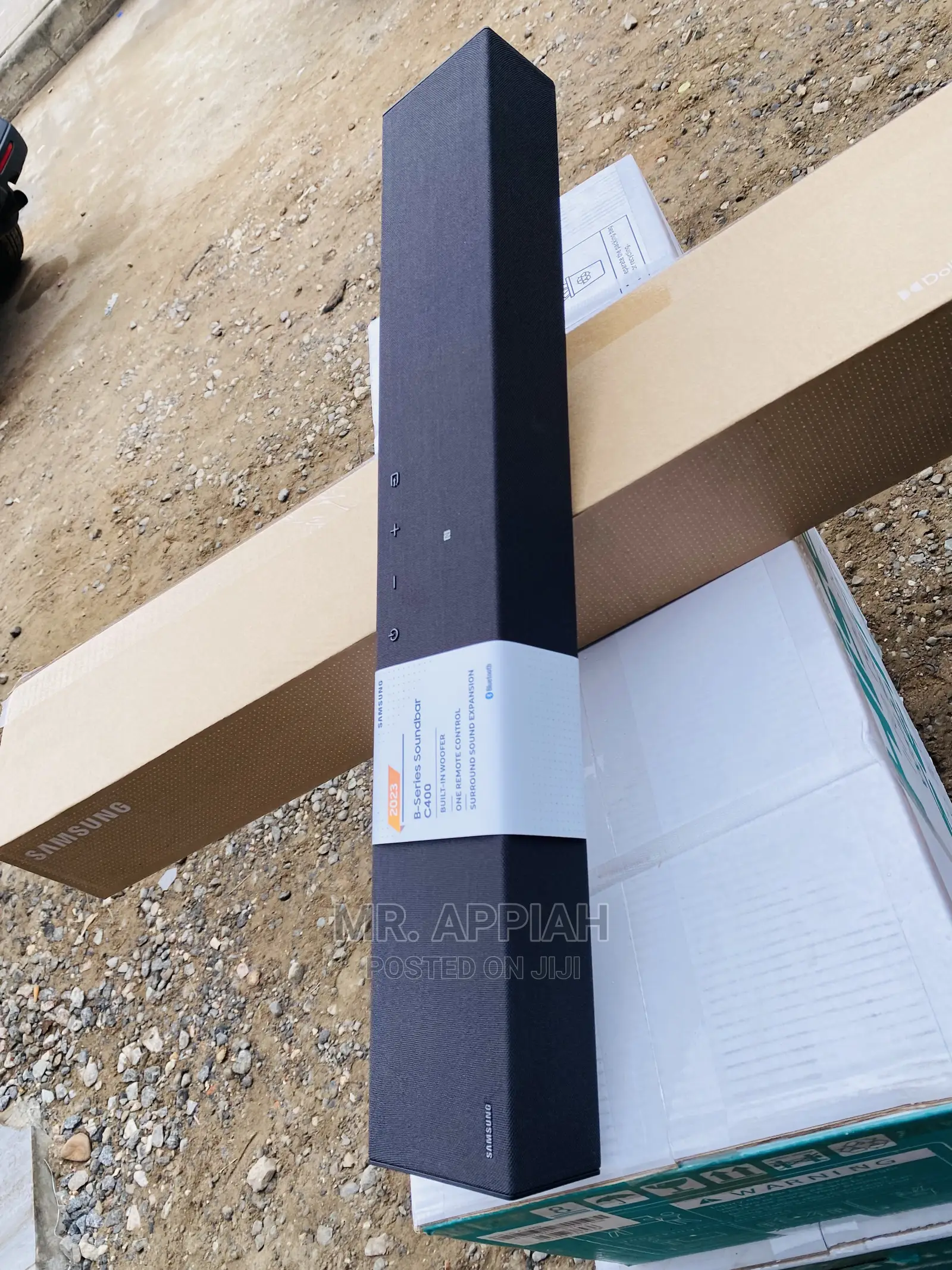 Brand  New Samsung HWC400 Sound Bar(Black)