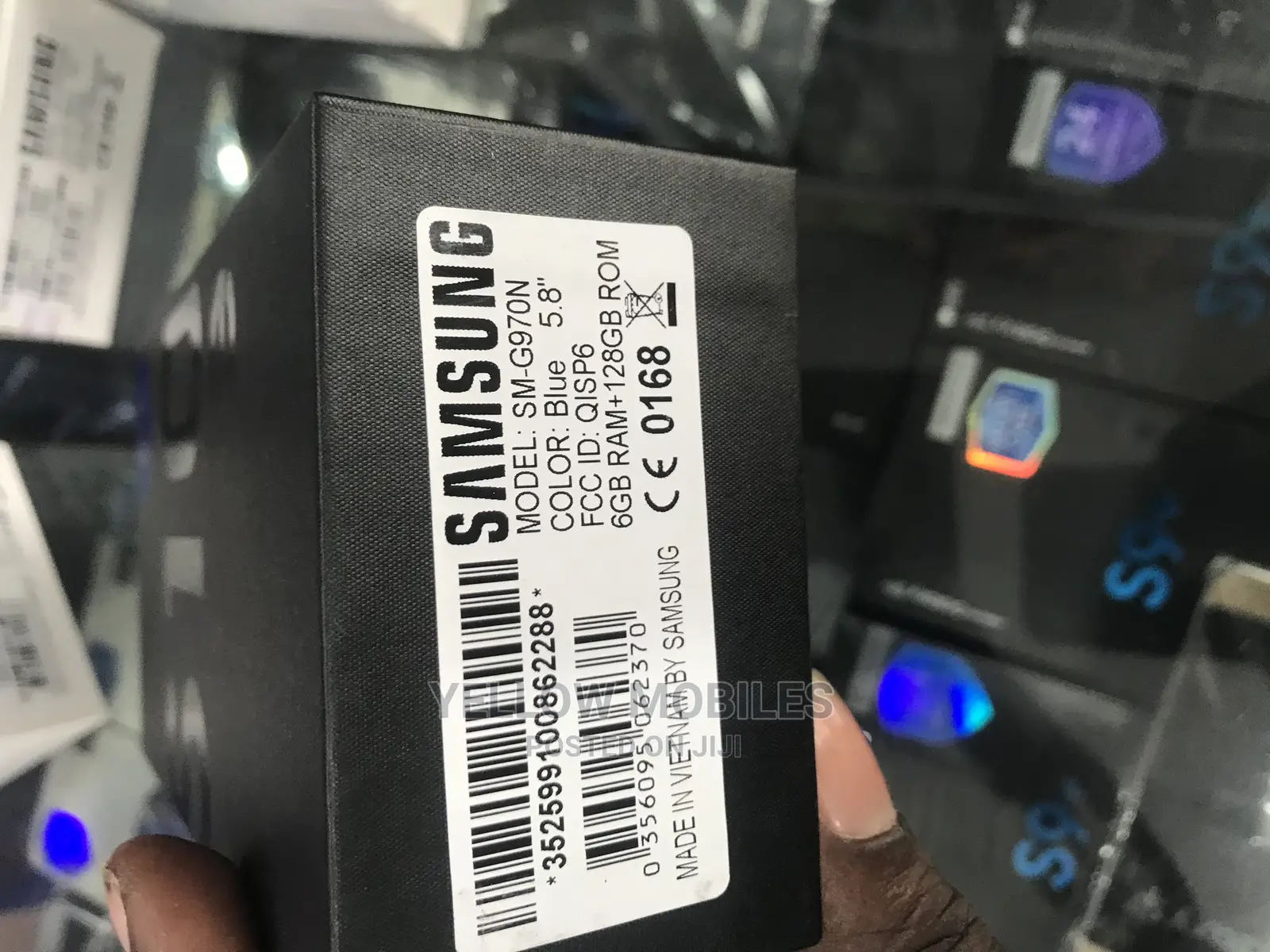New Samsung Galaxy S10e 128 GB Black