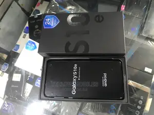 New Samsung Galaxy S10e 128 GB Black