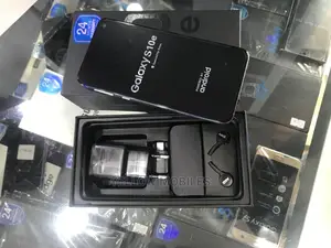New Samsung Galaxy S10e 128 GB Black