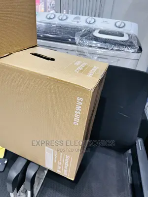 Samsung B650 Mesmerizing Sound System