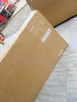 Neatly Sealed Uhd Glossy Samsung Ua Led Au70 Tv