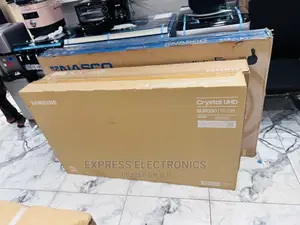 Ua55”Smart Samsung Uhd Tizen Clear Display Bu8000