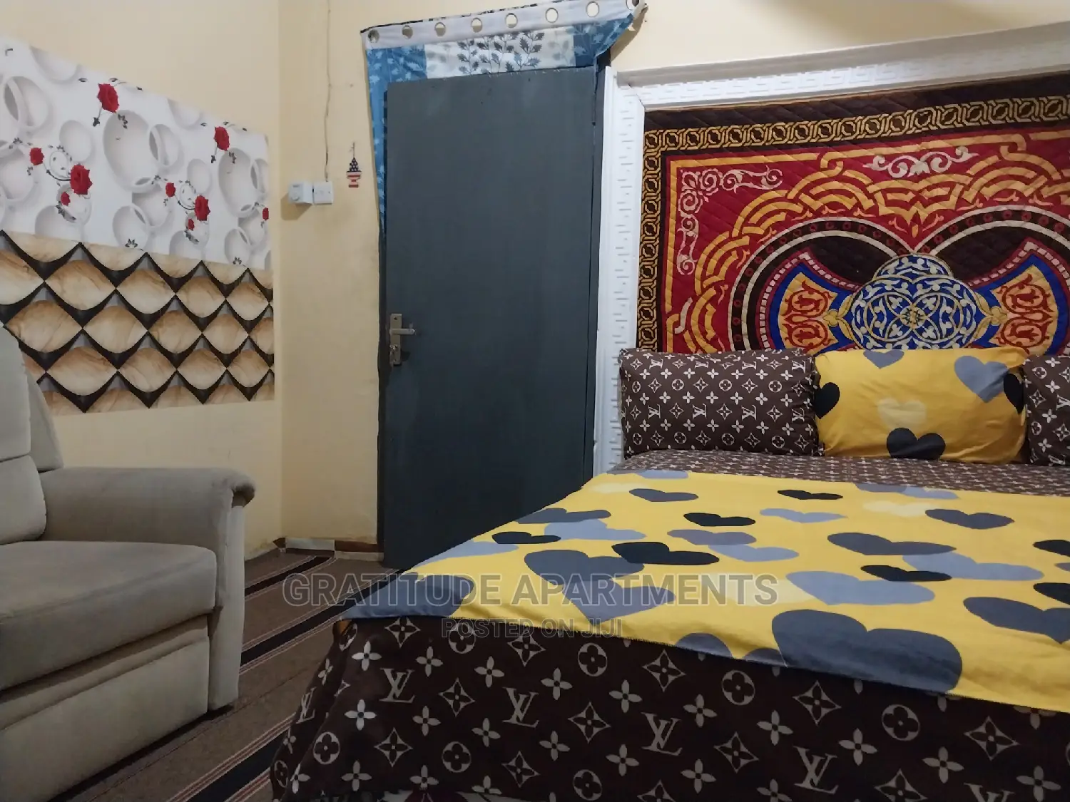 Gratitude:2bdrm Short Stay Ghc500 Per Day