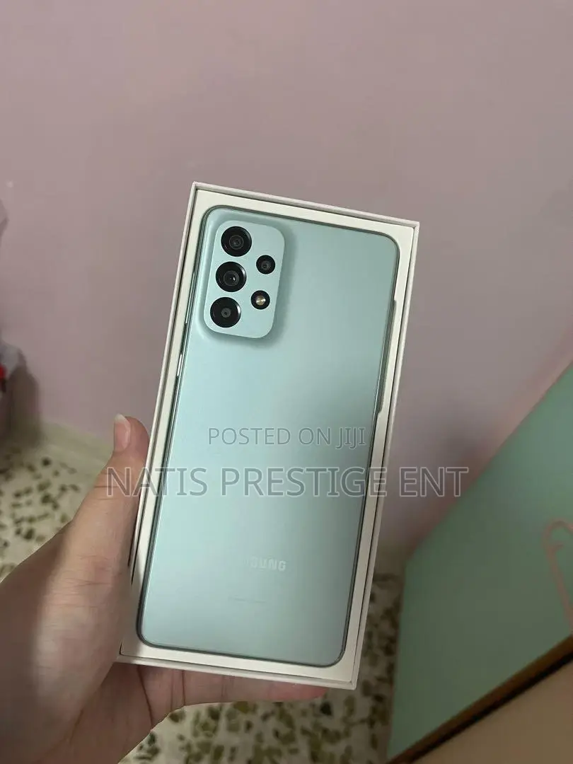 New Samsung Galaxy A73 5G 128 GB Blue