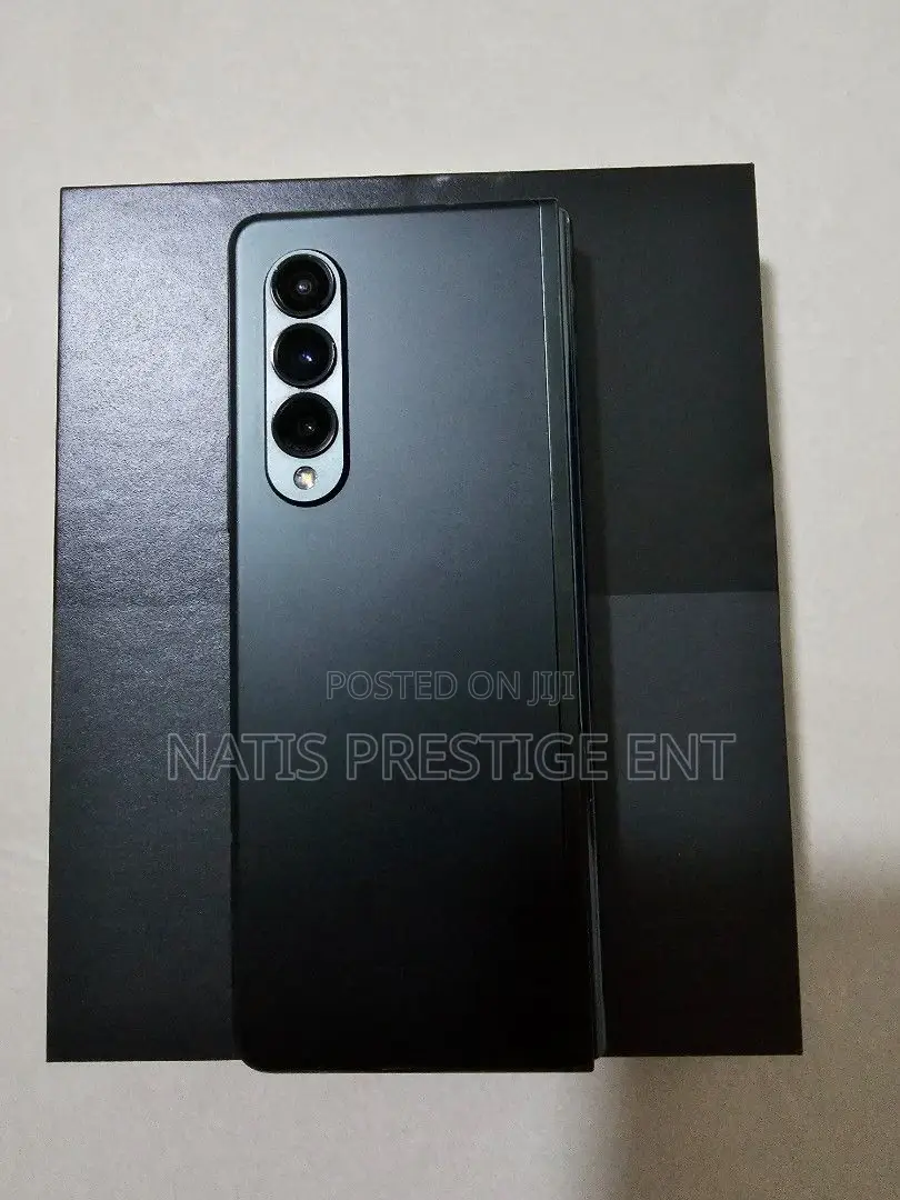 New Samsung Galaxy Z Fold3 5G 256 GB Black