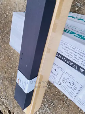Simple and Slim Design Samsung(HWC400)Bluetooth Soundbar 