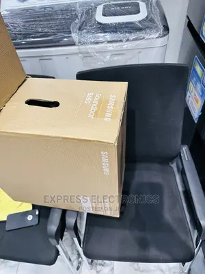 Enjoy Big Room Filling Sound Samsung B650 Soundbar