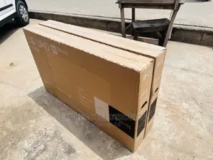 Natural Mode Support UHD Smart LG Uq80 55” Tv