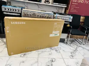 Smart Tizen Operating System Samsung Uhd 55”Bu8000