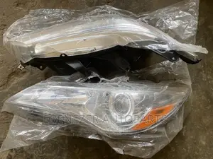 Toyota Camry 2015 - 2016 Headlights