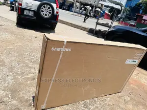 Samsung Bondless Design UHD Smart 55”Au7022 Samsung Tv 