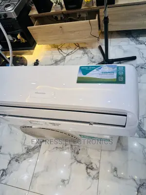 Built in Drain Pump Hisense Split R410 Gas 2.5hp AC