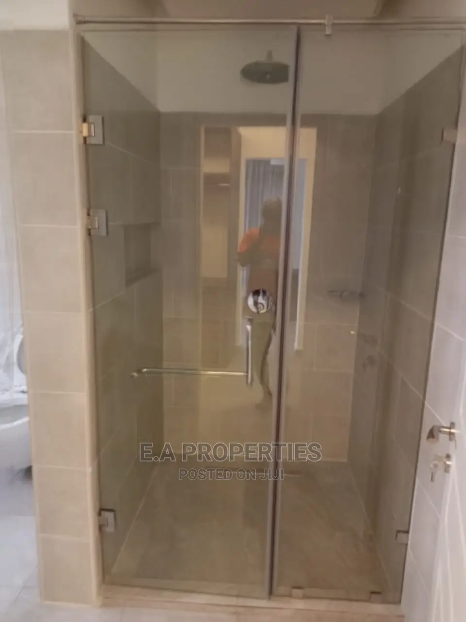 Furnished 4bdrm House in E A Properties, School Junction for sale