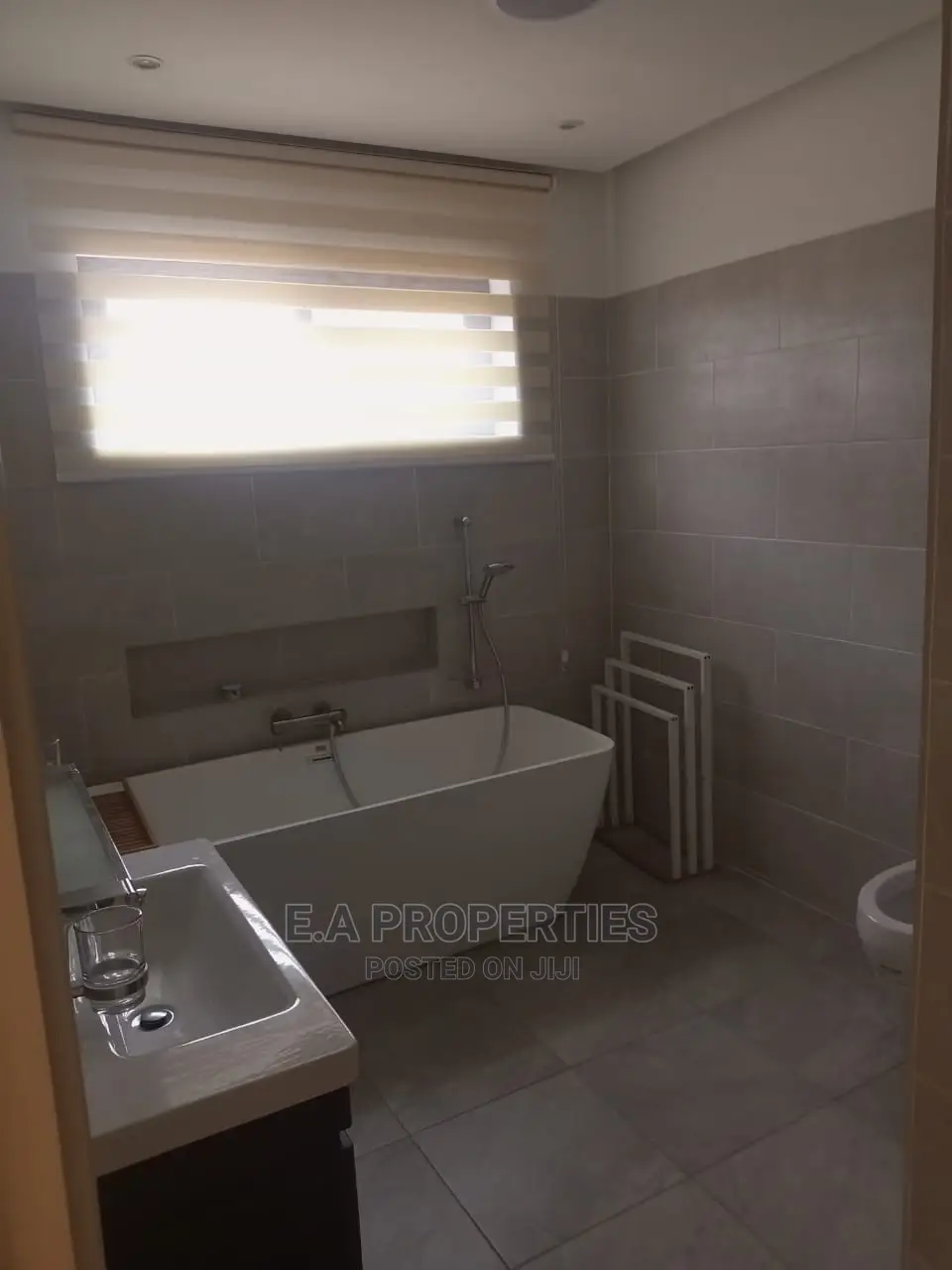Furnished 4bdrm House in E A Properties, School Junction for sale