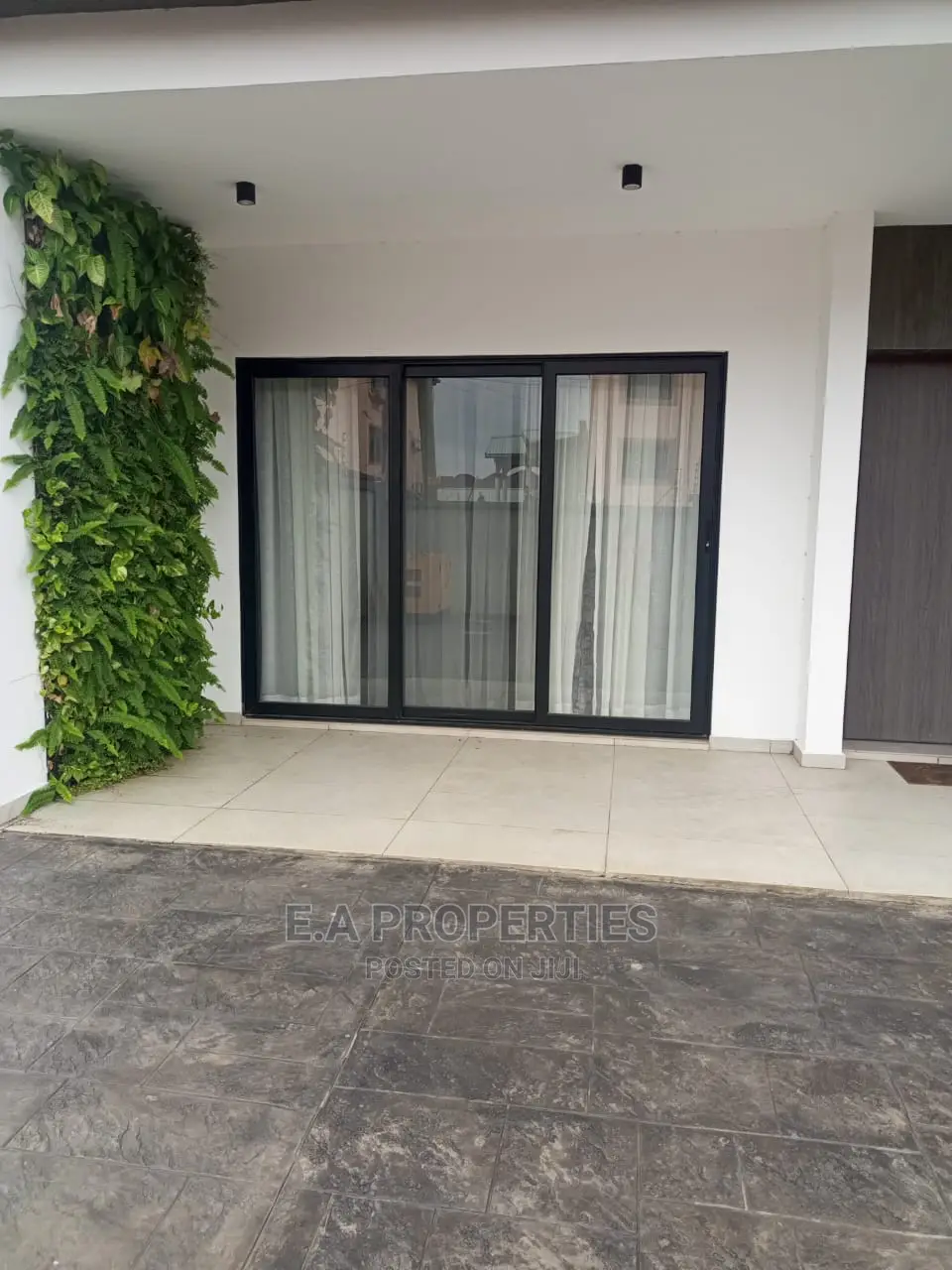 Furnished 4bdrm House in E A Properties, School Junction for sale