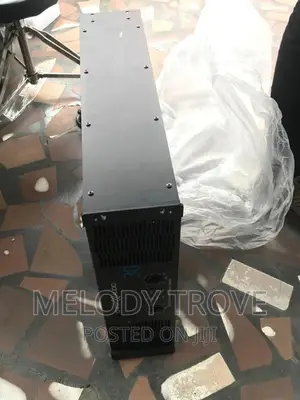 Crest Audio Bass Amplifier (Ca30)