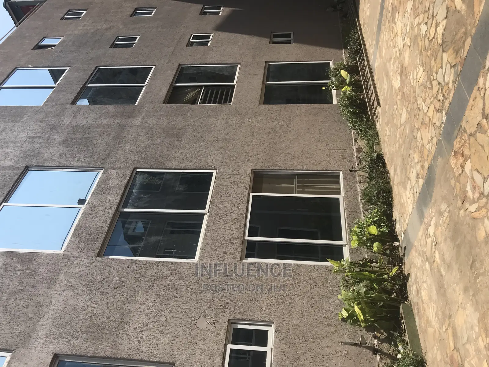 Furnished 1bdrm Apartment in Adjiriganor, East Legon for rent