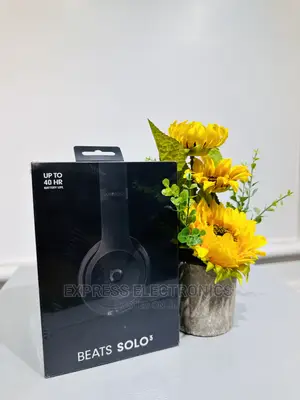 Beats Solo 3 Enhanced by Apple W1 Headphones 