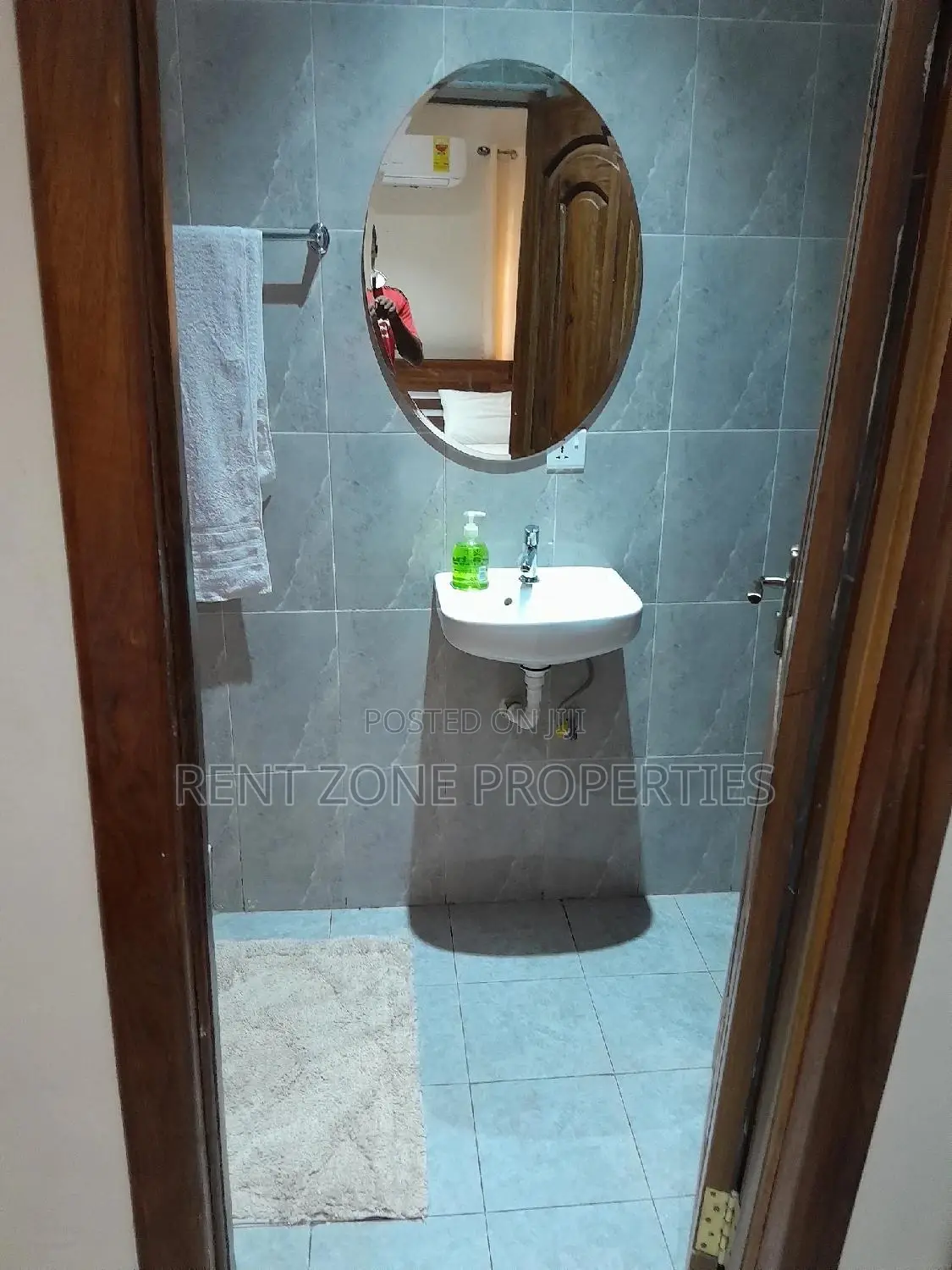 Furnished Executive 2 Bedrooms Apartment for Rent at Asofan