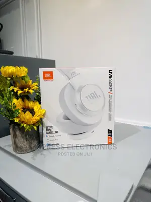 Foreign Standard JBL Live 650BT