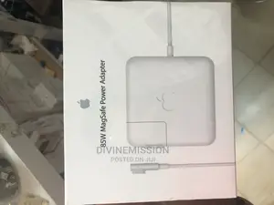 Macbook Air Charger 85w.