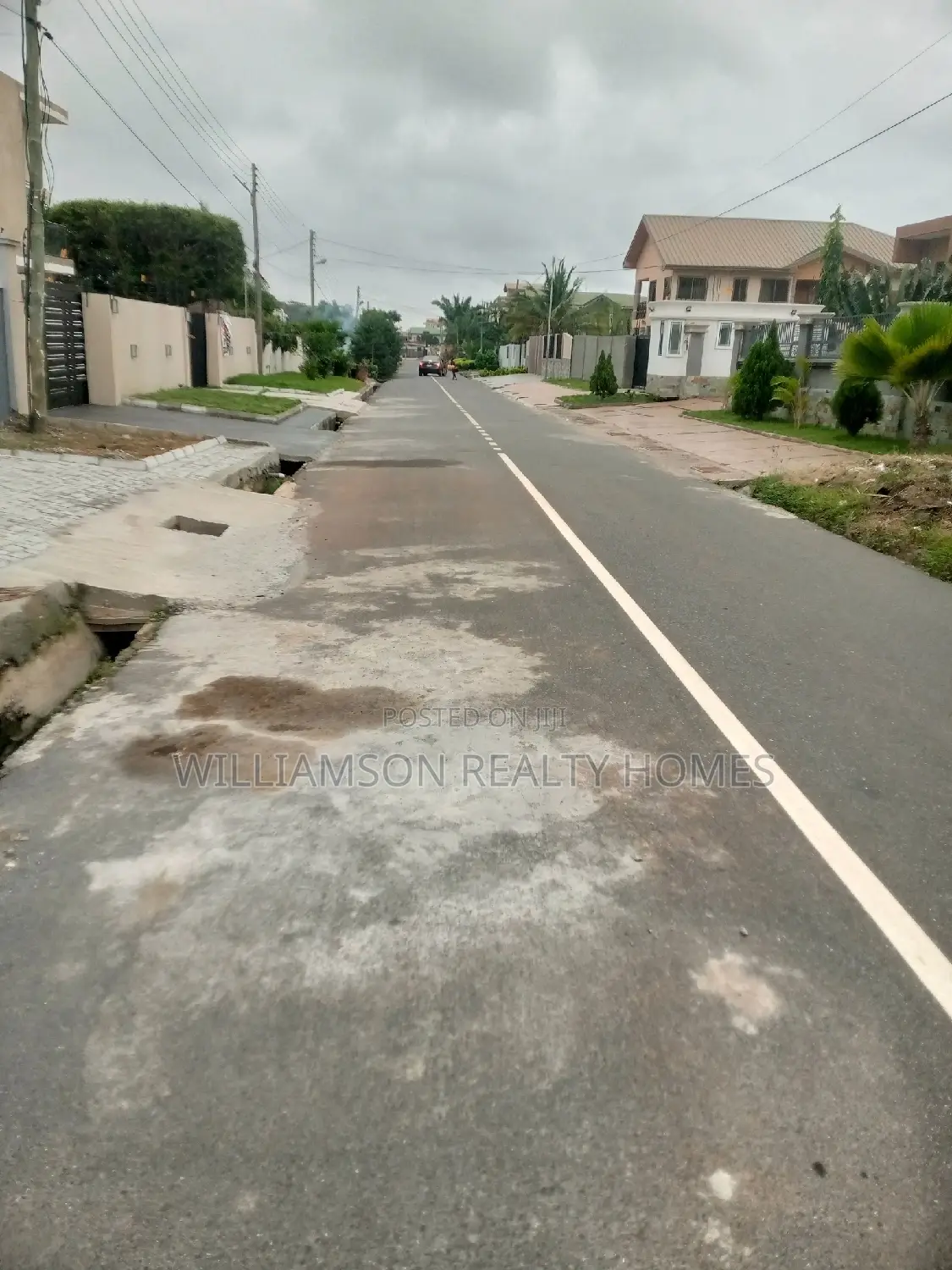 5bdrm House in Community 20 Estate, Spintex for rent