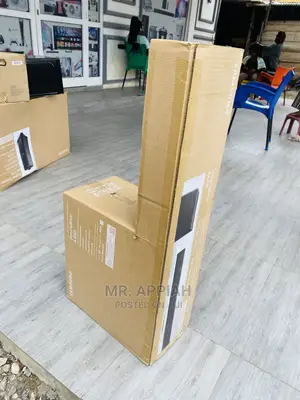 Long Lasting Samsung 300W 2.1ch Sound Bar System(Black)A450