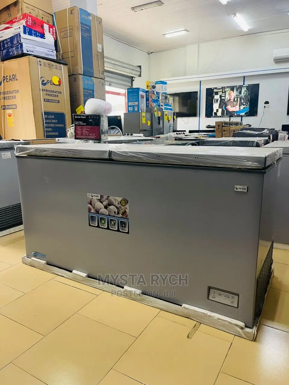 Pearl PCF 610 Chest Freezer