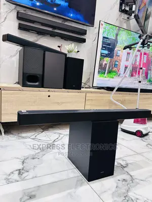 HW-Q930 Samsung Soundbar With Woofer Enjoy With Bluetooth