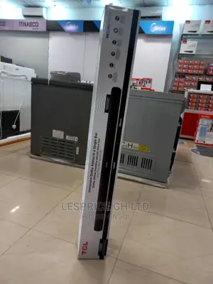 Inbuilt Dual Sub Woofer//TCL 260w Sound Bar