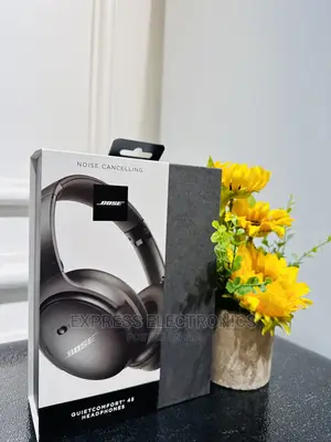Bose Quiet Comfort 45 Headphone Enjoy With Bluetooth