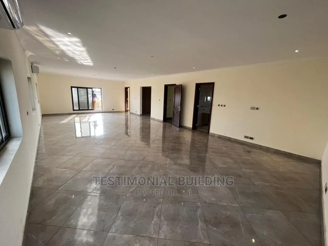 5bdrm House in Testimonial Building, East Legon for sale