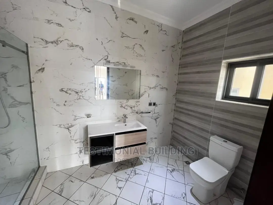 5bdrm House in Testimonial Building, East Legon for sale