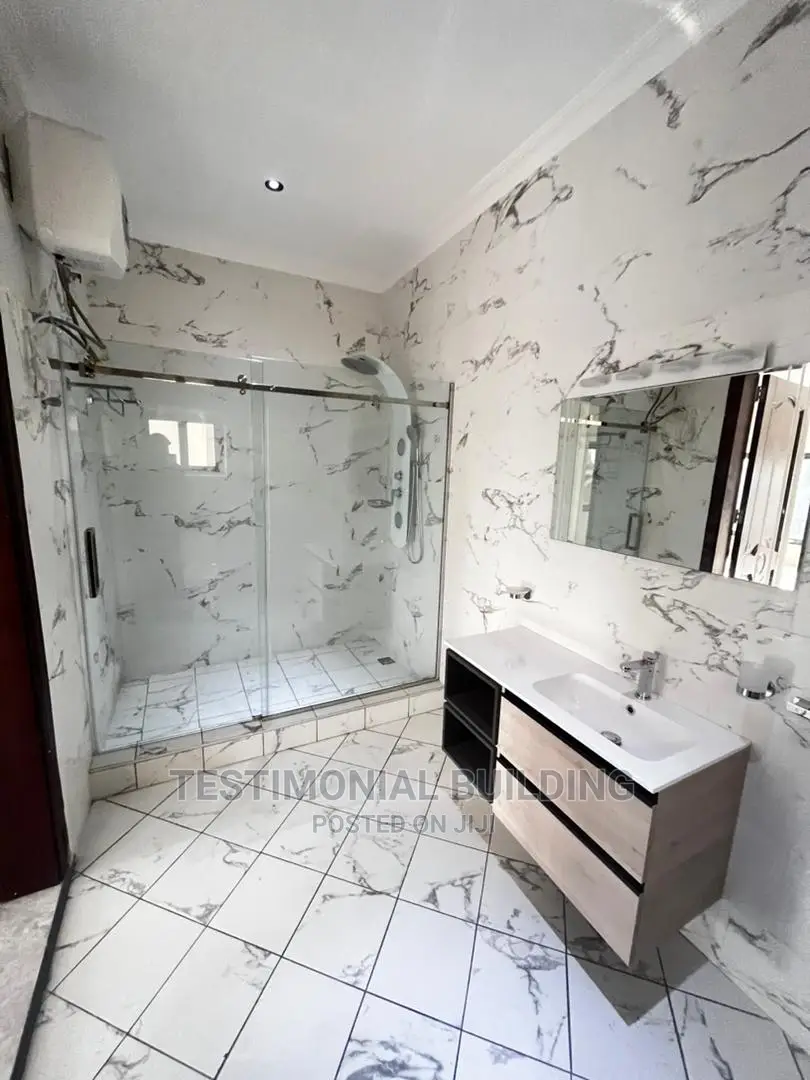 5bdrm House in Testimonial Building, East Legon for sale