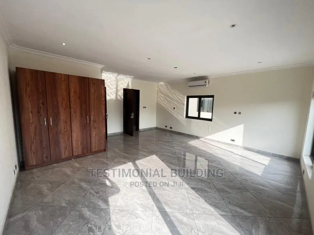 5bdrm House in Testimonial Building, East Legon for sale