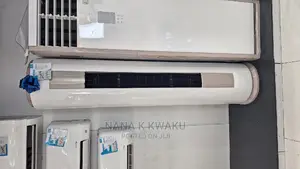 Round_type Midea 2.5hp Floor Standing Air Condition