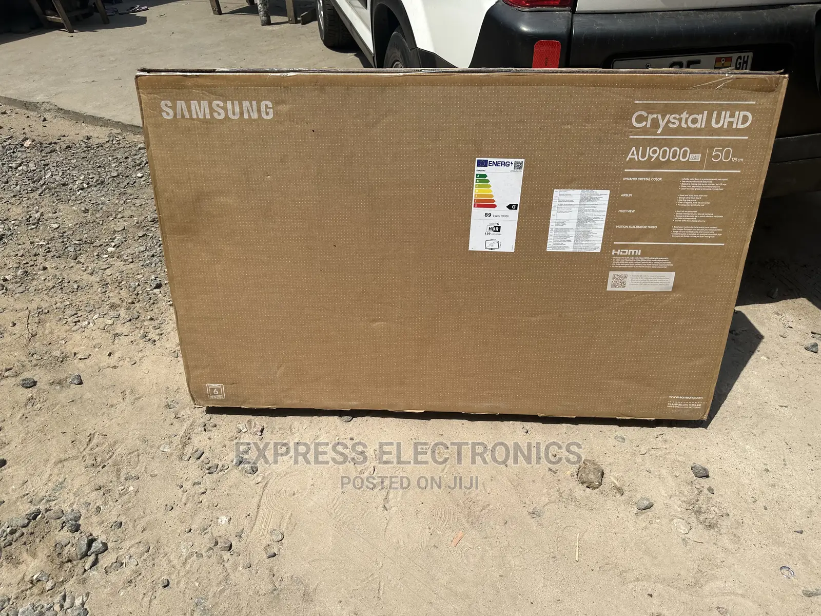A New Slim Design Samsung 50”Au7022 UHD Smart Tv 