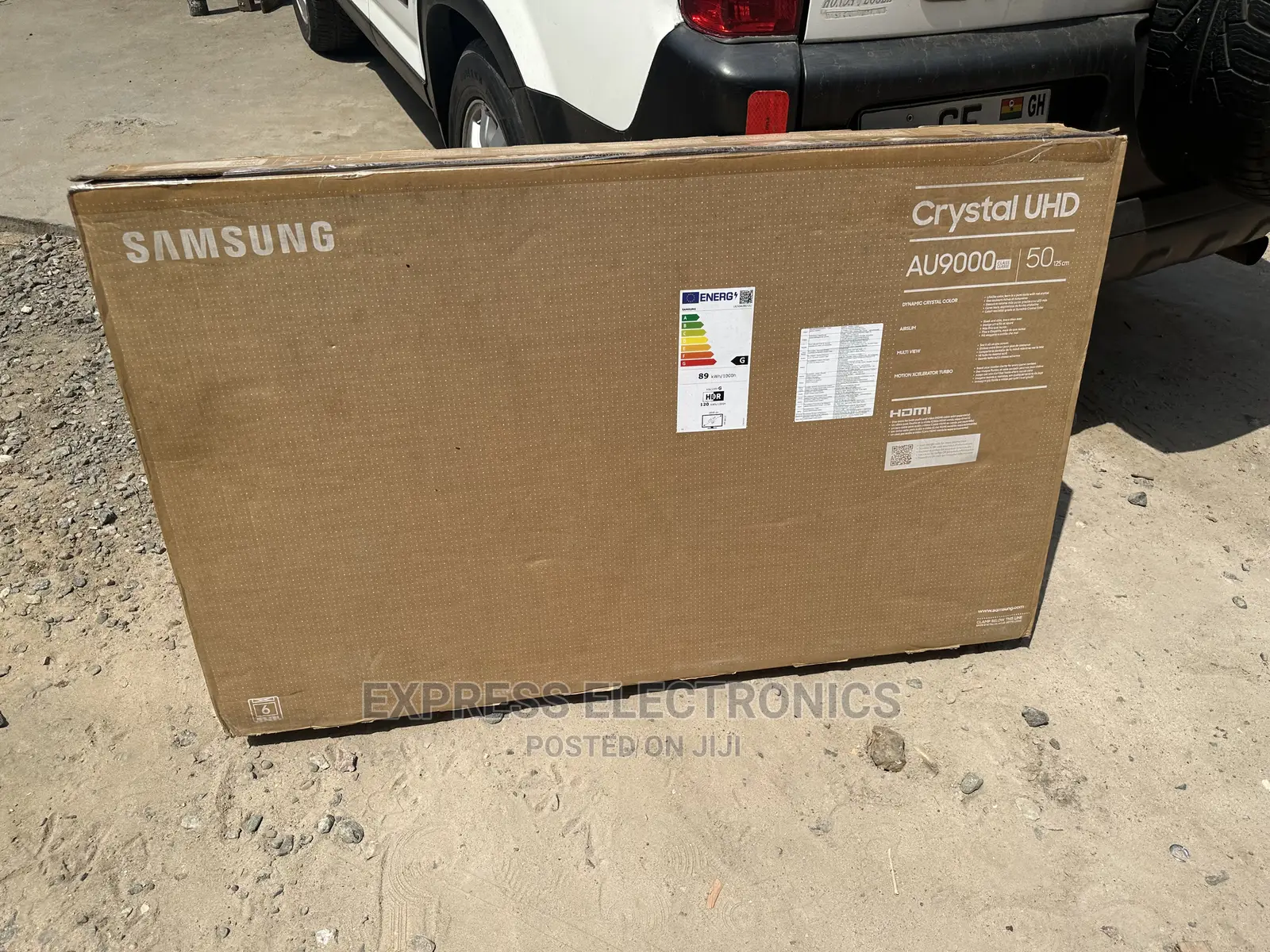 A New Slim Design Samsung 50”Au7022 UHD Smart Tv 