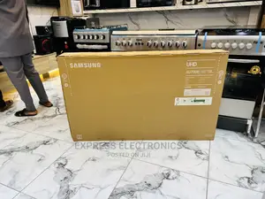 Samsung Smart Connectivity Airplay Uhd Smart 55”Cu8000