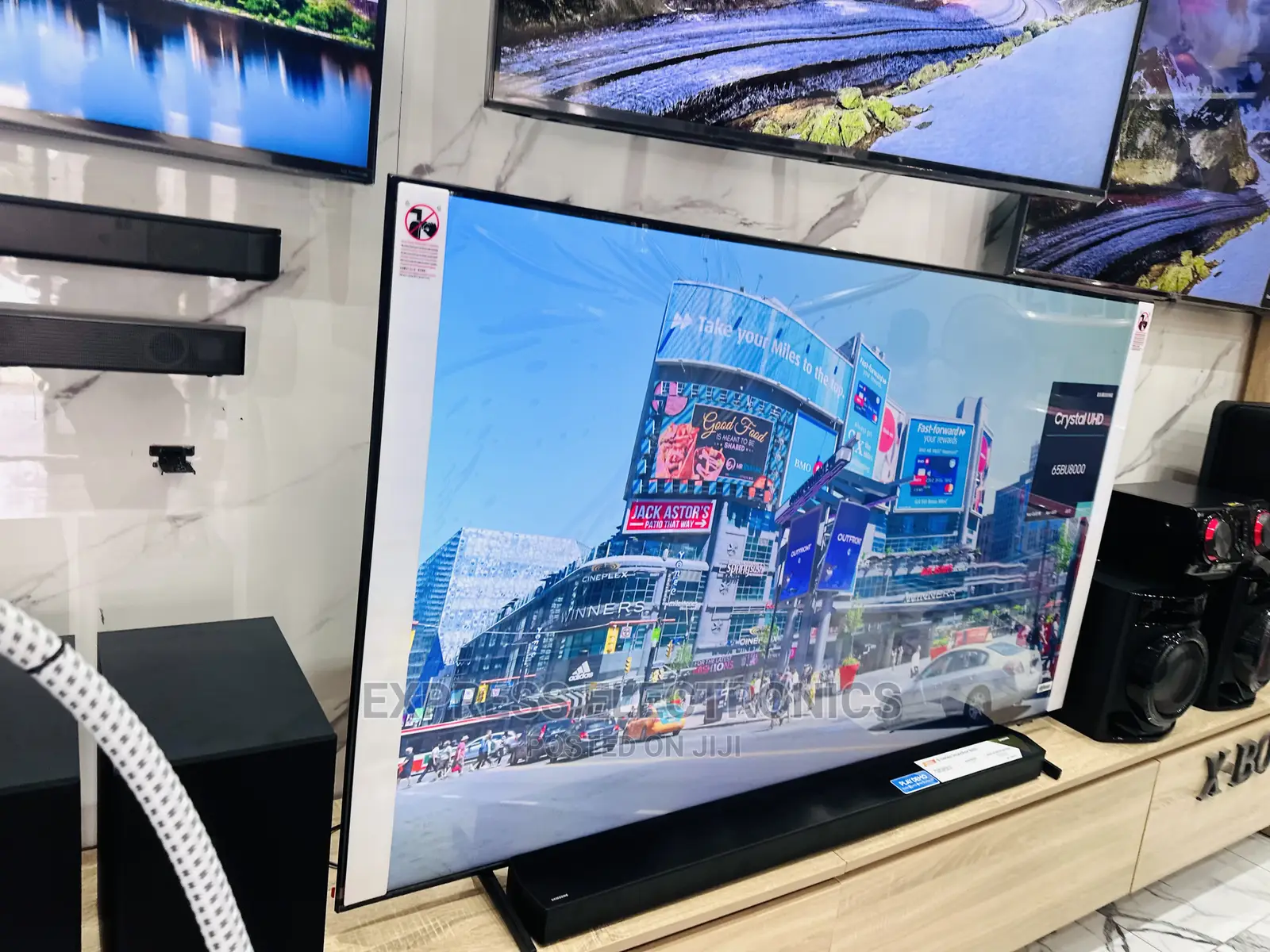 2022 New Slim Design Samsung UHD Smart 85”Bu8000