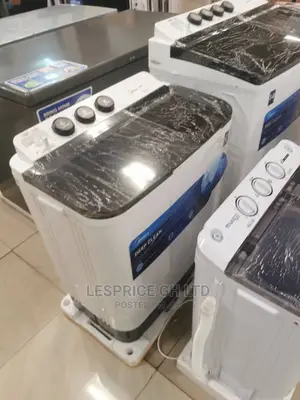 Midea 14kg Semi Auto Washing Machine.